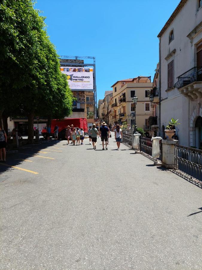 Al Teatro Antico Rooms & House Taormina Exterior foto